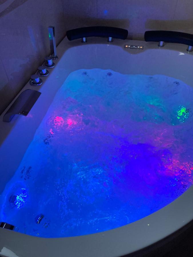 B&B La Reggia Di Rihanna Spa Caserta Dış mekan fotoğraf