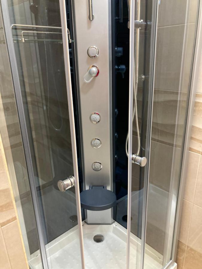 B&B La Reggia Di Rihanna Spa Caserta Dış mekan fotoğraf