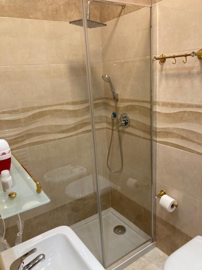 B&B La Reggia Di Rihanna Spa Caserta Dış mekan fotoğraf